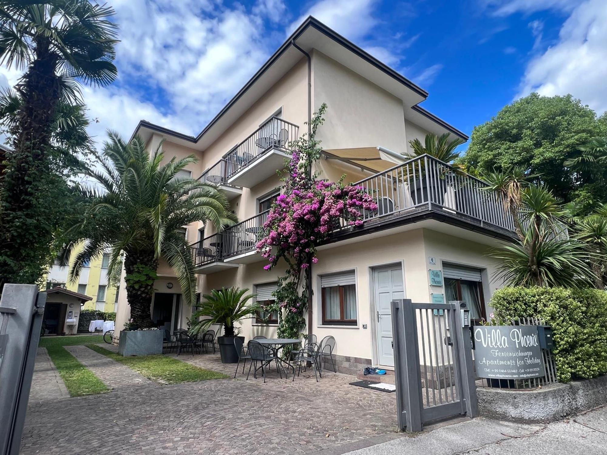 Villa Phoenix - Lake Apartments Riva del Garda Exterior foto