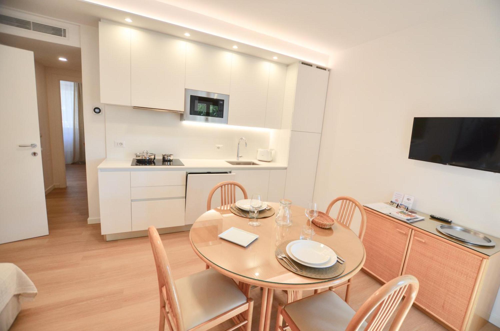 Villa Phoenix - Lake Apartments Riva del Garda Exterior foto